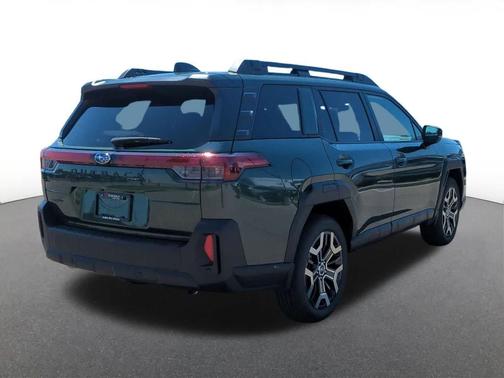 Deep Emerald Green Pearl 2026 Subaru Outback Touring XT
