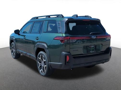 Deep Emerald Green Pearl 2026 Subaru Outback Touring XT