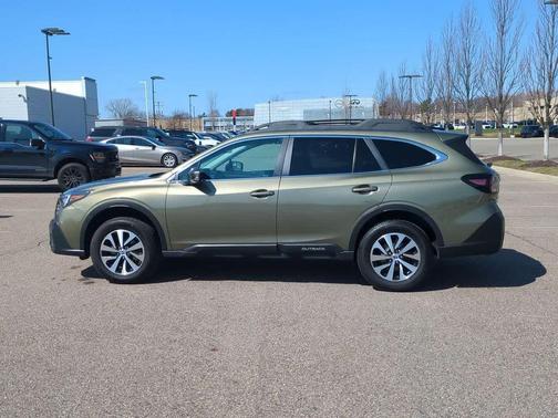 Autumn Green Metallic 2020 Subaru Outback Premium