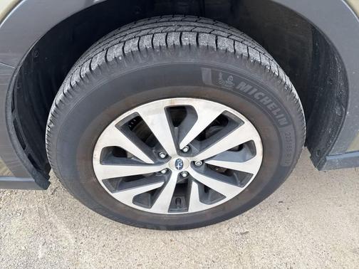 Autumn Green Metallic 2020 Subaru Outback Premium