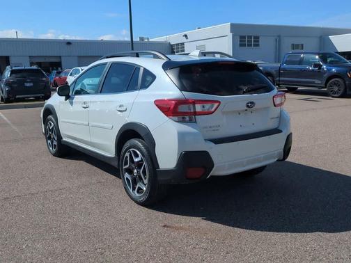 Crystal White Pearl 2018 Subaru Crosstrek 2.0i Limited