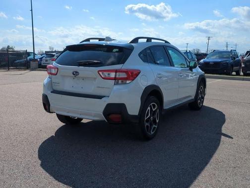 Crystal White Pearl 2018 Subaru Crosstrek 2.0i Limited