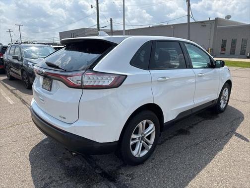 2016 Ford Edge SE