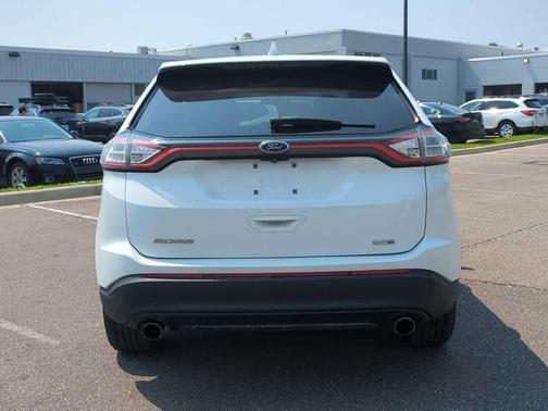 2016 Ford Edge SE