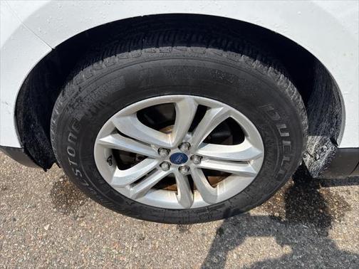 2016 Ford Edge SE