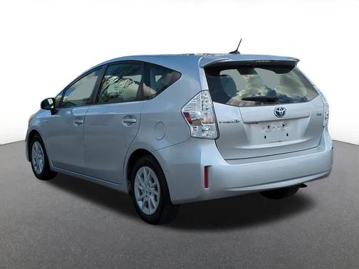 Classic Silver Metallic 2014 Toyota Prius v Three