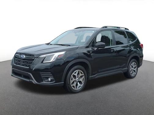 Crystal Black Silica 2024 Subaru Forester Premium