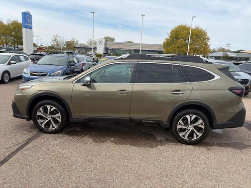 2022 Subaru Outback Touring