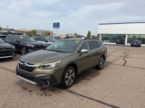 2022 Subaru Outback Touring