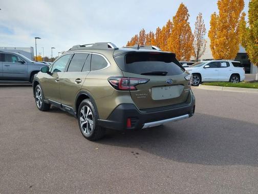 2022 Subaru Outback Touring
