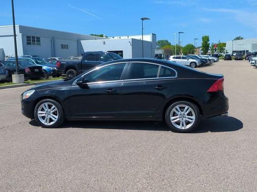 Black Stone 2013 Volvo S60 T5