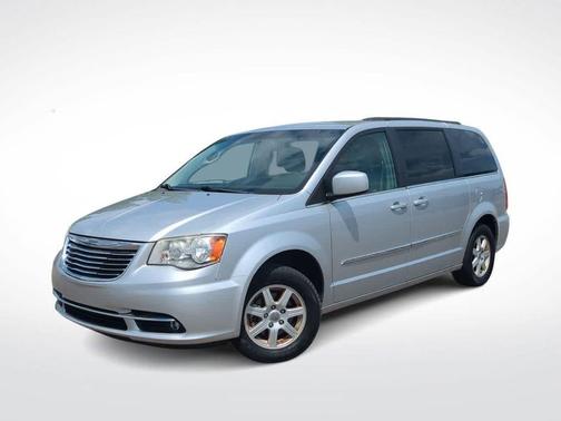 Bright Silver Metallic 2012 Chrysler Town & Country Touring