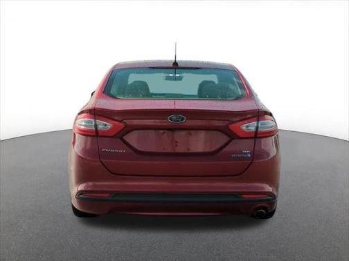 2015 Ford Fusion Hybrid SE