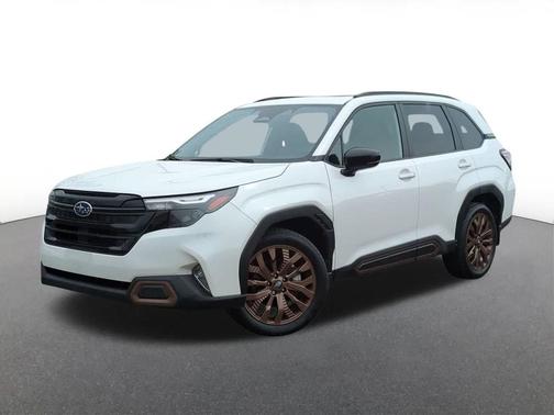 Crystal White Pearl 2025 Subaru Forester Sport