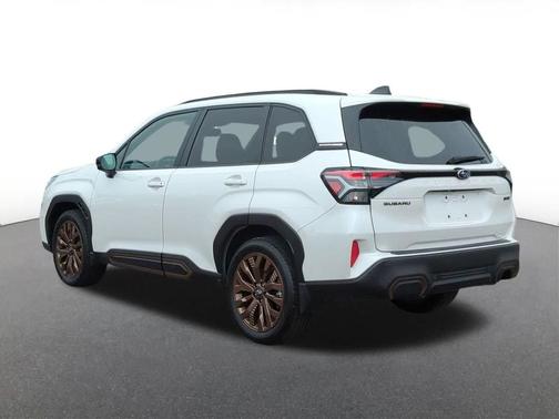 Crystal White Pearl 2025 Subaru Forester Sport