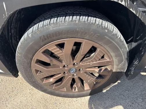 Crystal White Pearl 2025 Subaru Forester Sport