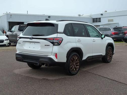 Crystal White Pearl 2025 Subaru Forester Sport