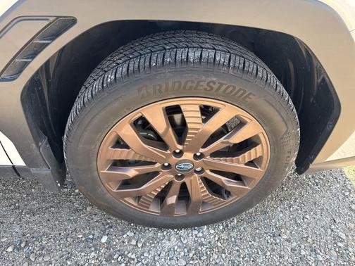 Crystal White Pearl 2025 Subaru Forester Sport