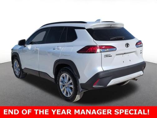 2022 Toyota Corolla Cross LE