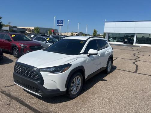 2022 Toyota Corolla Cross LE