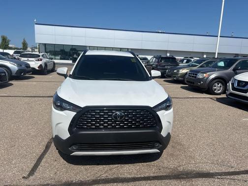 2022 Toyota Corolla Cross LE