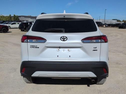 2022 Toyota Corolla Cross LE