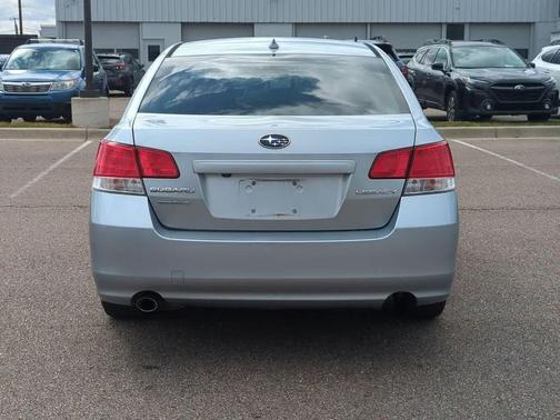 Ice Silver Metallic 2014 Subaru Legacy Limited