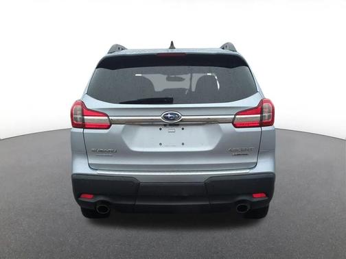 Ice Silver Metallic 2020 Subaru Ascent Limited 8-Passenger