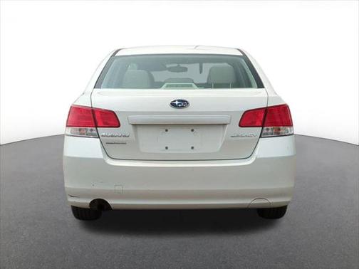 2014 Subaru Legacy Base