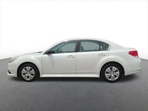 2014 Subaru Legacy Base