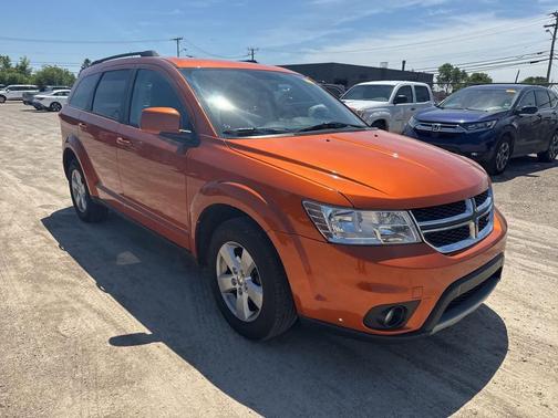 Mango Tango Pearl 2011 Dodge Journey Mainstreet