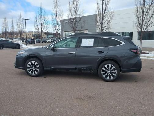 2024 Subaru Outback Touring XT
