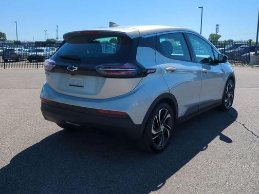 Silver Flare Metallic 2023 Chevrolet Bolt EV FWD 2LT