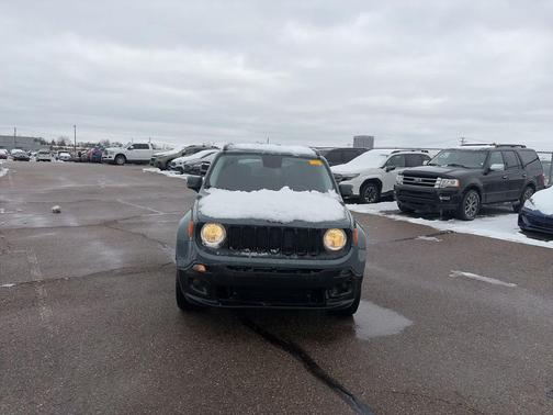 2017 Jeep Renegade Altitude