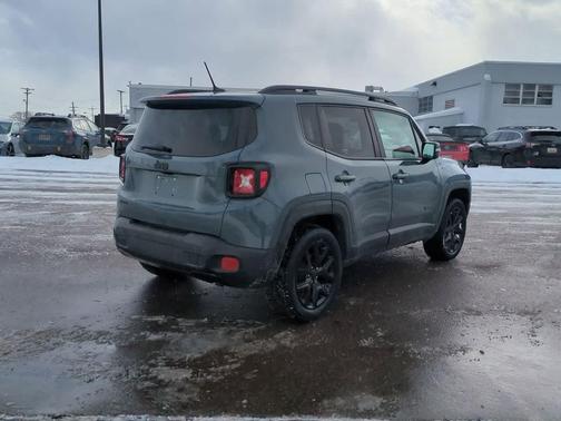 2017 Jeep Renegade Altitude