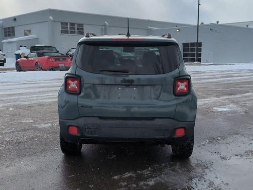 2017 Jeep Renegade Altitude