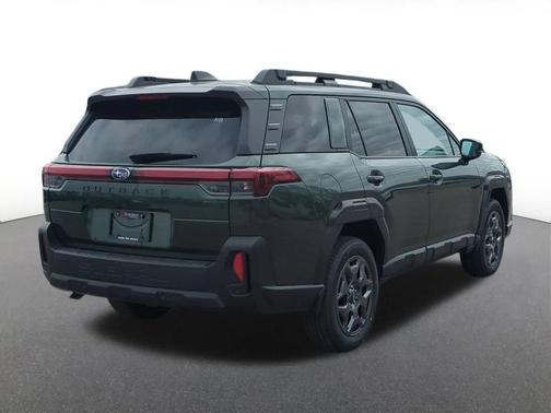 Deep Emerald Green Pearl 2026 Subaru Outback Premium