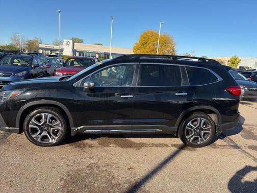 2023 Subaru Ascent Touring 7-Passenger