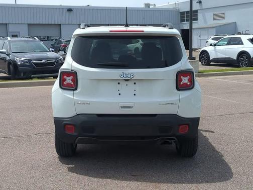 Alpine White Clearcoat 2021 Jeep Renegade Limited