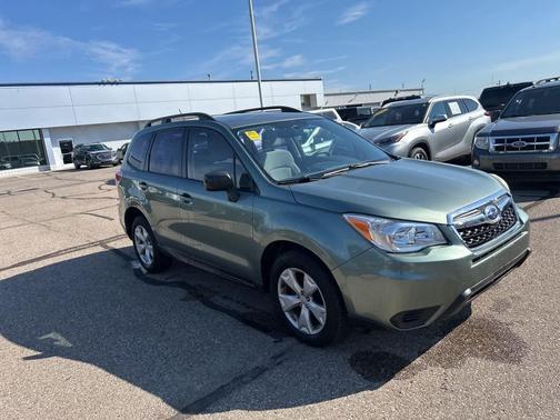 2015 Subaru Forester 2.5i