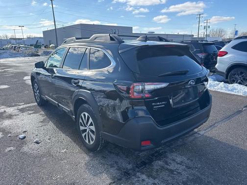 2023 Subaru Outback Premium