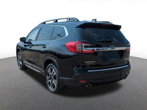 2025 Subaru Ascent Limited 8-Passenger