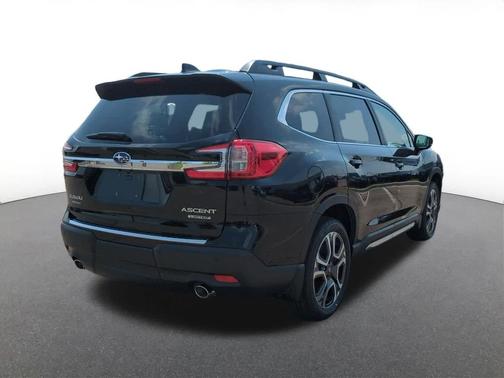 2025 Subaru Ascent Limited 8-Passenger