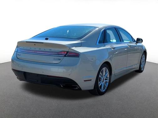 2016 Lincoln MKZ Base