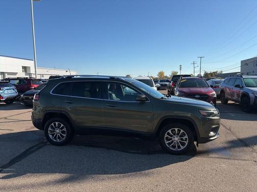 2021 Jeep Cherokee Latitude Lux