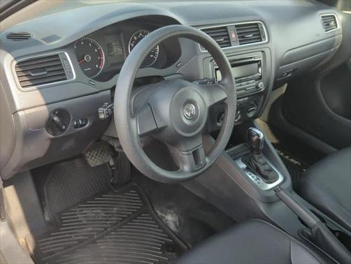 2014 Volkswagen Jetta Auto SE