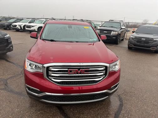 2019 GMC Acadia SLT-1