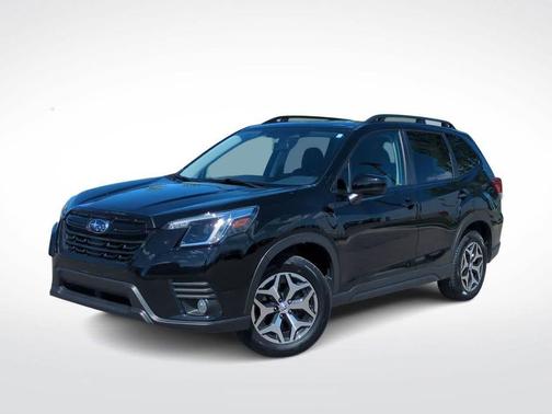 Crystal Black Silica 2023 Subaru Forester Premium