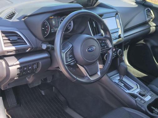 Crystal Black Silica 2023 Subaru Forester Premium