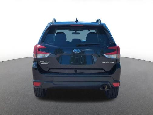 Crystal Black Silica 2023 Subaru Forester Premium